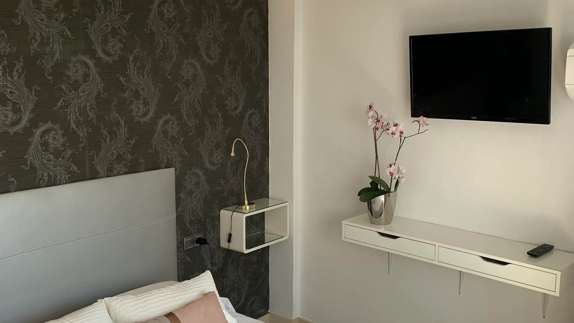Abril Nerja Hotel Guest house