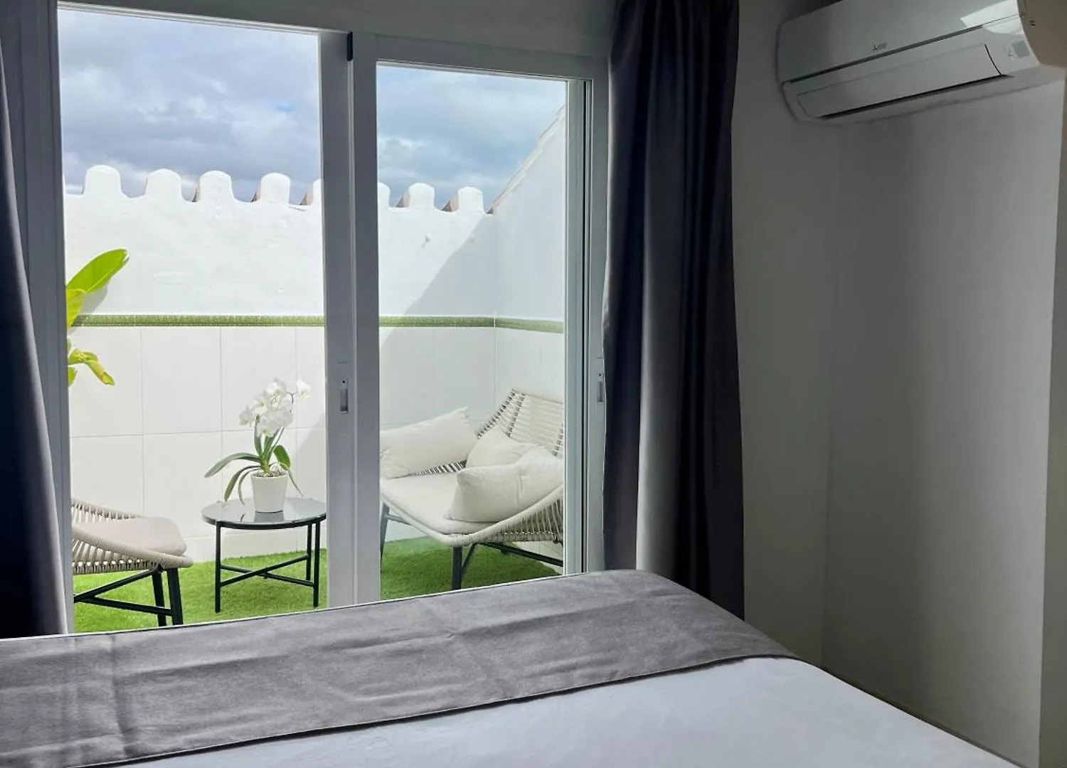 Abril Nerja Hotel Guest house